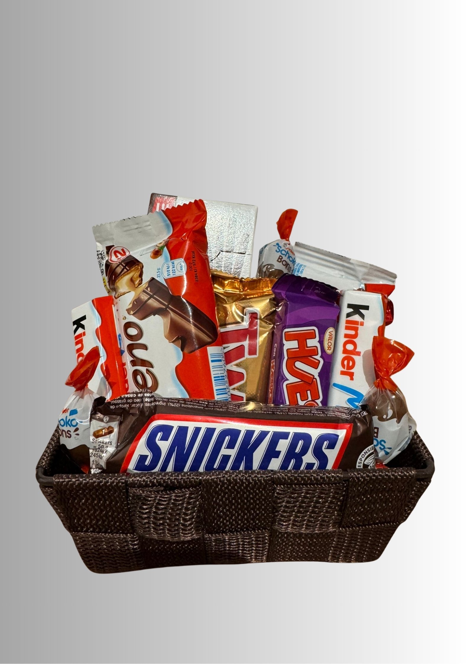 Cesta Chocoadictos (Surtido Gourmet de Chocolate y Barritas)